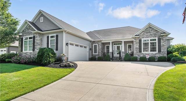 Photo of 7406 Rolling Green Ave NW, Massillon, OH 44646