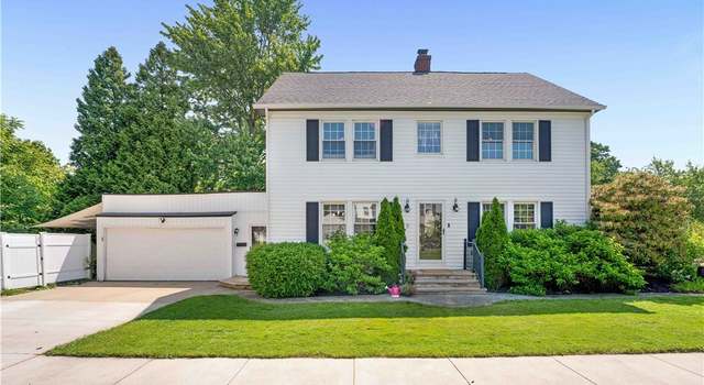 Photo of 685 Ecton Rd, Akron, OH 44303