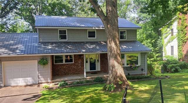 Photo of 109 Hillview Dr, Charleston, WV 25314