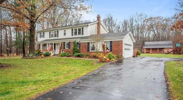 Photo of 8445 Bridlehurst Trl, Kirtland, OH 44094