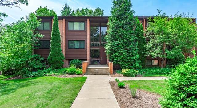 Photo of 925 Canyon View Rd #201, Sagamore Hills, OH 44067