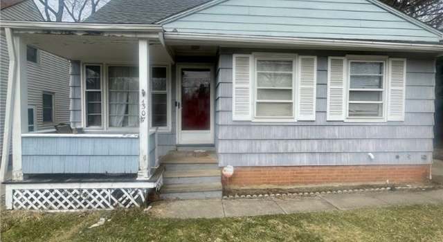 Photo of 307 Marion Dr, Bedford, OH 44146