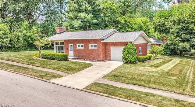 Photo of 1313 Phelps Ave, Cuyahoga Falls, OH 44223