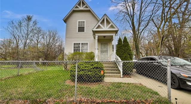 Photo of 685 E 101st St, Cleveland, OH 44108