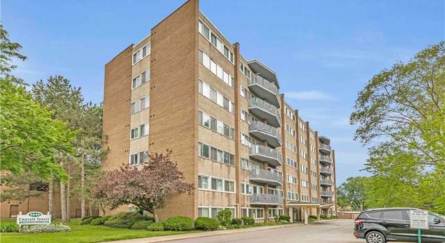 Photo of 6640 Pearl Rd #104, Parma Heights, OH 44130