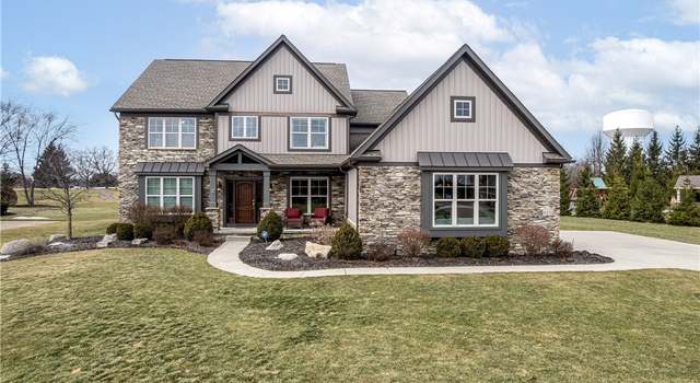 Photo of 6252 Highland Green Dr, Medina, OH 44256