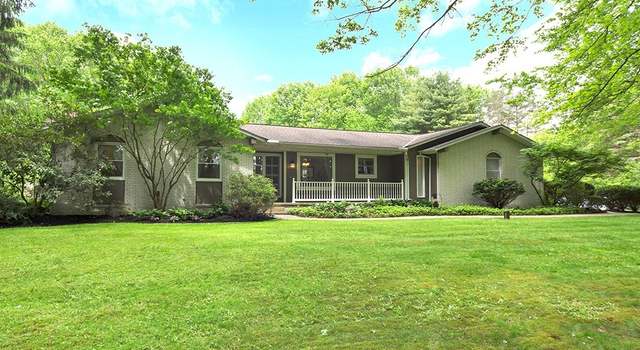Photo of 11050 Bell Rd, Burton, OH 44065