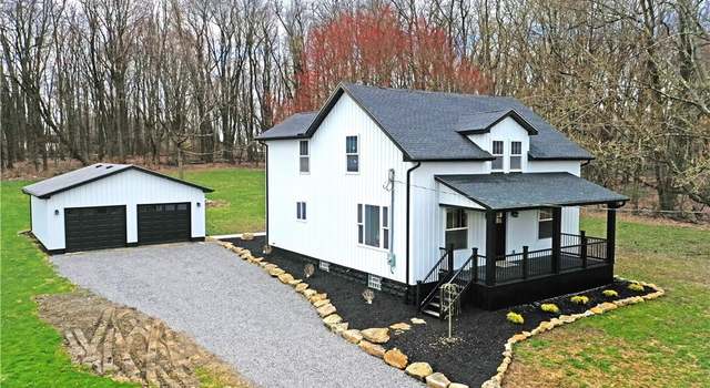 Photo of 7428 Stewart Sharon Rd, Brookfield, OH 44425