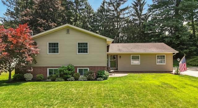 Photo of 238 Timberlane Dr, Northfield Center, OH 44067