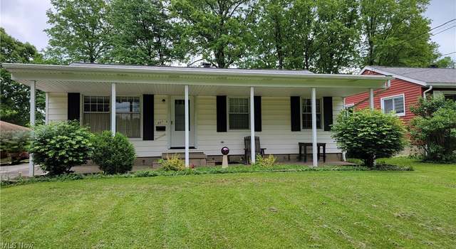 Photo of 301 S Inglewood Ave, Austintown, OH 44515