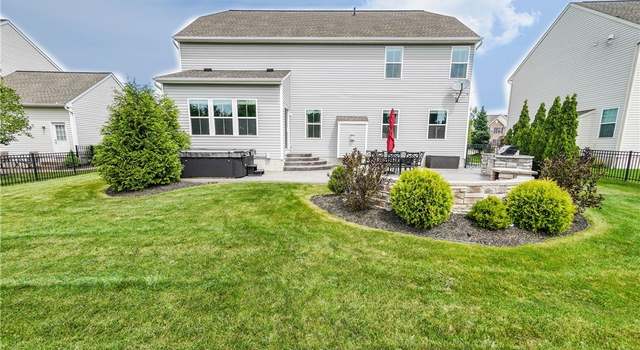 Photo of 10621 Bentley Dr, North Royalton, OH 44133
