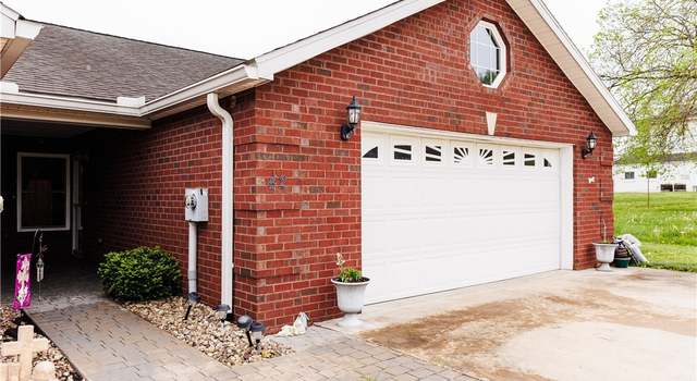 Photo of 42 Turnberry Ln, Parkersburg, WV 26101