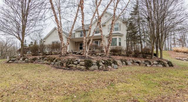 Photo of 591 Woodbrook Rd, Cuyahoga Falls, OH 44223