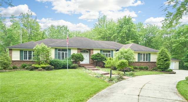 Photo of 2864 Sourek Rd, Akron, OH 44333