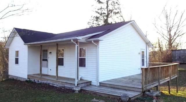 Photo of 203 Counts Hl, Spencer, WV 25276