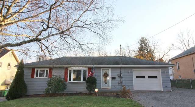 Photo of 1011 Liberty St, Salem, OH 44460