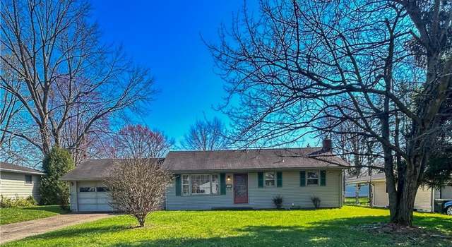 Photo of 1555 Country Club Ave, Youngstown, OH 44514