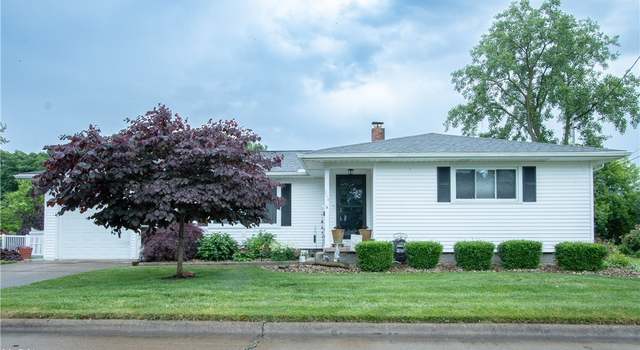 Photo of 214 1st St, Huron, OH 44839