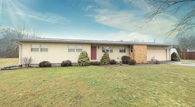 Photo of 885 W Pine Lake Rd, Salem, OH 44460