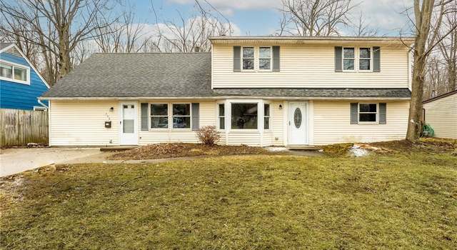 Photo of 756 Irving Park Blvd, Sheffield Lake, OH 44054