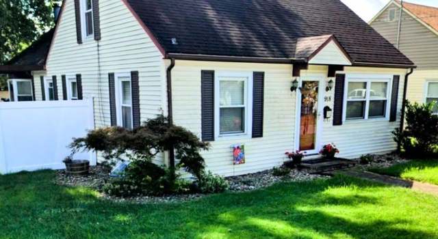 Photo of 918 34th St, Vienna, WV 26105