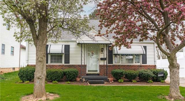 Photo of 3827 Greenwood Pl SW, Canton, OH 44710