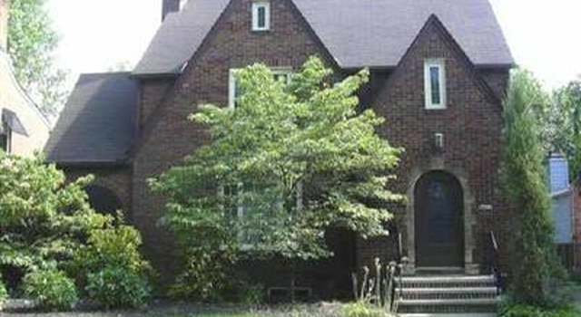 Photo of 17501 Daleview Dr, Lakewood, OH 44107