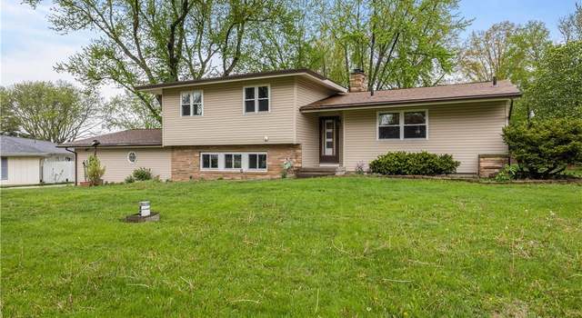 Photo of 1920 Melody Dr, Fremont, OH 43420