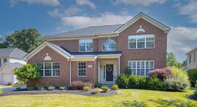 Photo of 31008 Logan Ct, Westlake, OH 44145