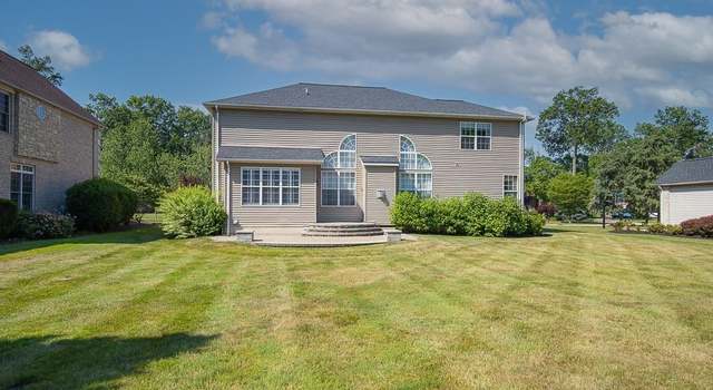 Photo of 31008 Logan Ct, Westlake, OH 44145