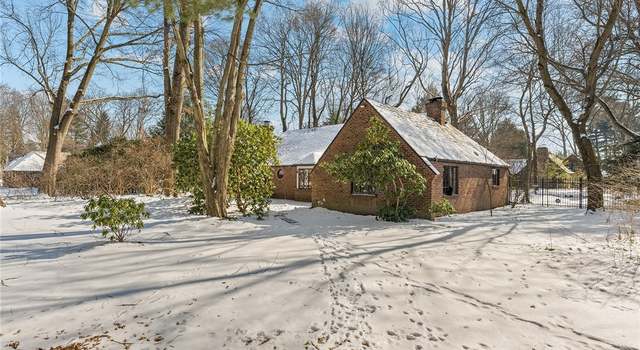 Photo of 2164 Ayers Ave, Akron, OH 44313