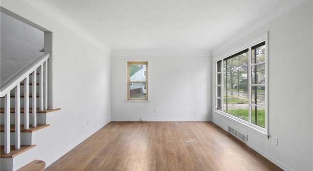 Photo of 1193 S Green Rd, South Euclid, OH 44121