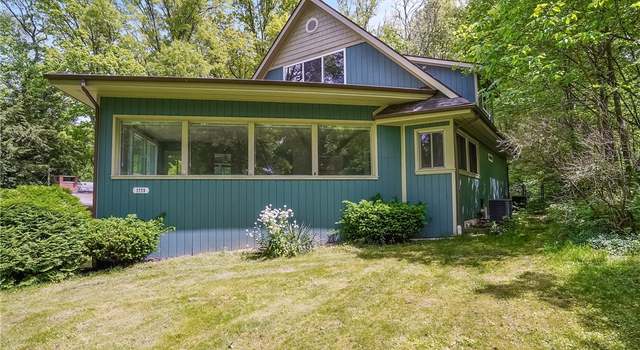 Photo of 1225 Fairview Dr, Kent, OH 44240