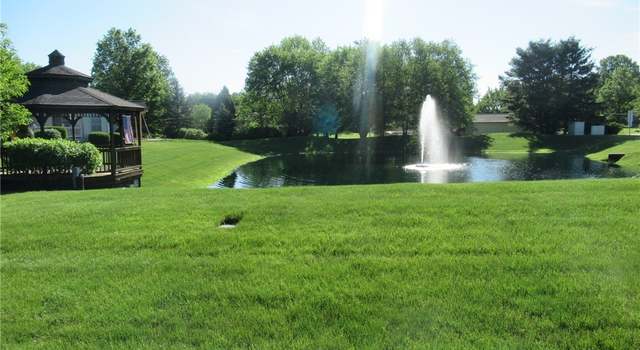 Photo of 1208 Orchard Bend Dr, Salem, OH 44460