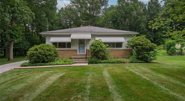 Photo of 107 E Wellock Dr, Akron, OH 44319