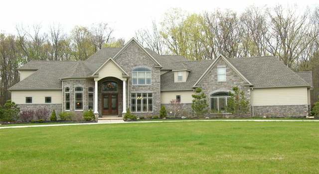 Photo of 24800 Eagle Pointe, Columbia Station, OH 44028