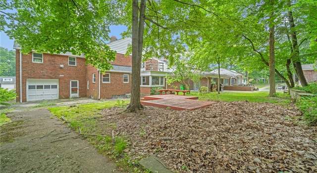 Photo of 1540 S Belvoir Blvd, South Euclid, OH 44121