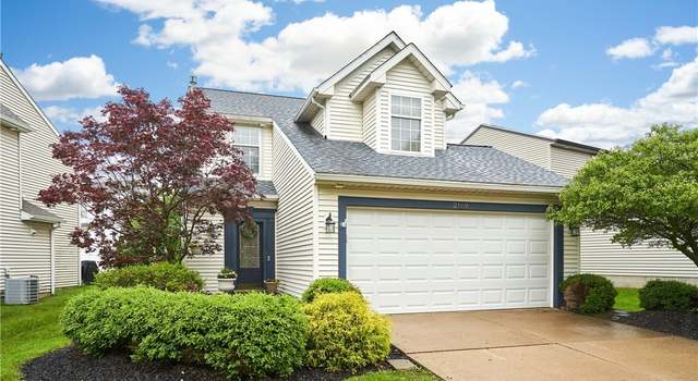 Photo of 2169 Stonehenge Cir, Akron, OH 44319