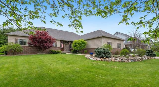 Photo of 2663 Macduff Dr NW, North Canton, OH 44720