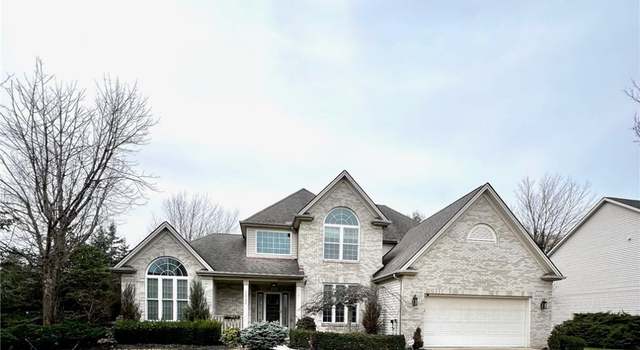 Photo of 11732 Fox Grv, Strongsville, OH 44149
