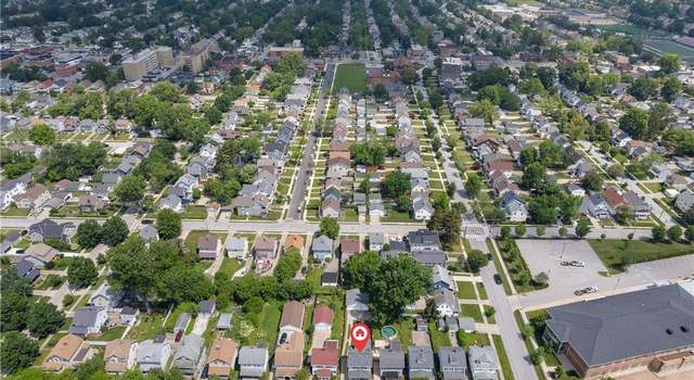 Photo of 14500 Bayes Ave, Lakewood, OH 44107