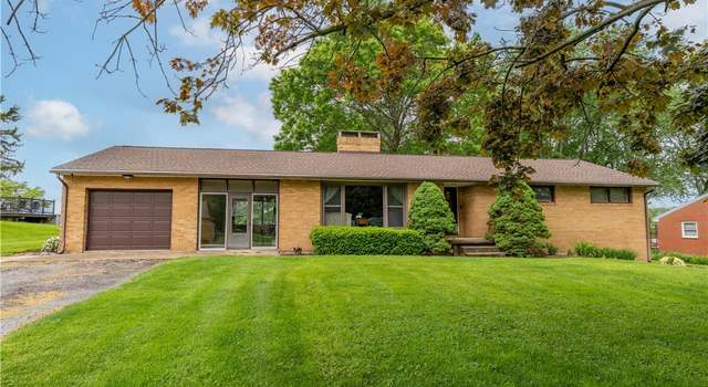 Photo of 6111 Hollydale Ave NE, Canton, OH 44721