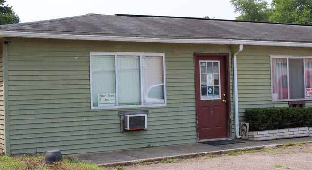 Photo of 155 Walnut St, Corning, OH 43730