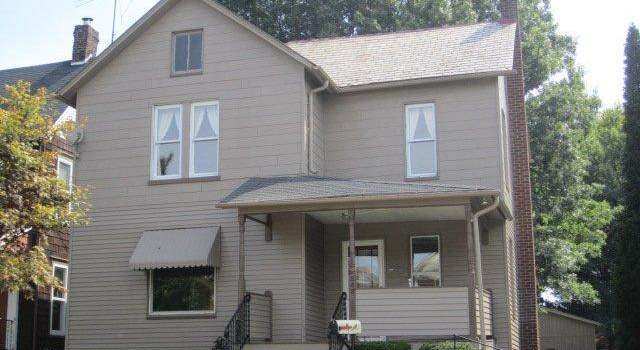 Photo of 242 Vine St, Salem, OH 44460