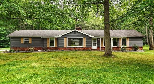 Photo of 8619 Sugar Tree Dr, Novelty, OH 44072
