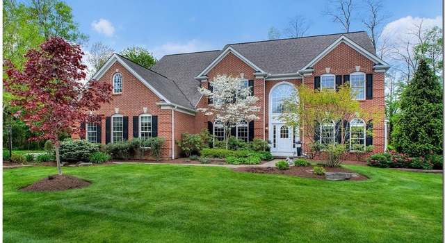 Photo of 7346 Capilano Dr, Solon, OH 44139