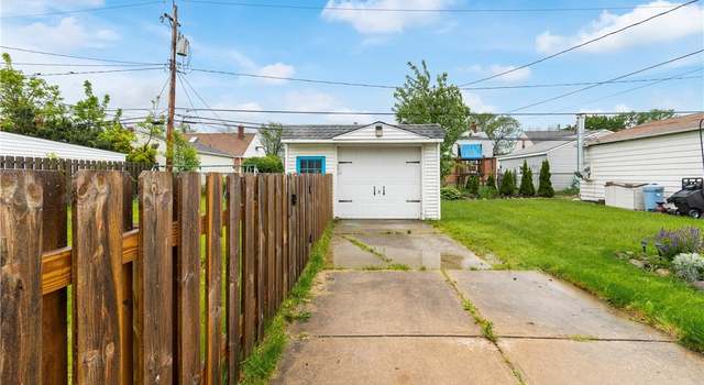 Photo of 380 E 328th St, Willowick, OH 44095