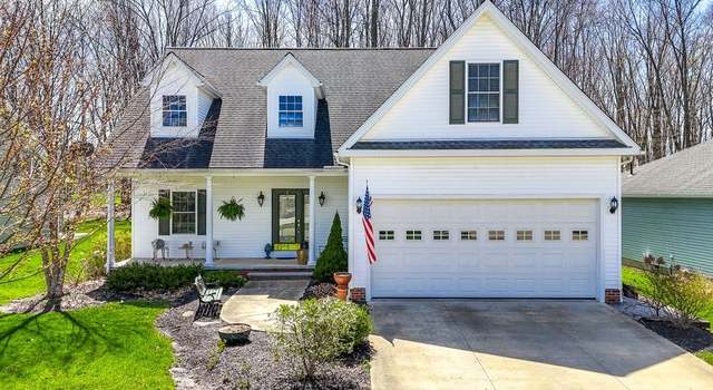 Photo of 15335 Royal Oak Dr, Middlefield, OH 44062