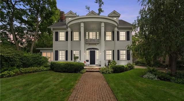 Photo of 2475 Wellington Rd, Cleveland Heights, OH 44118
