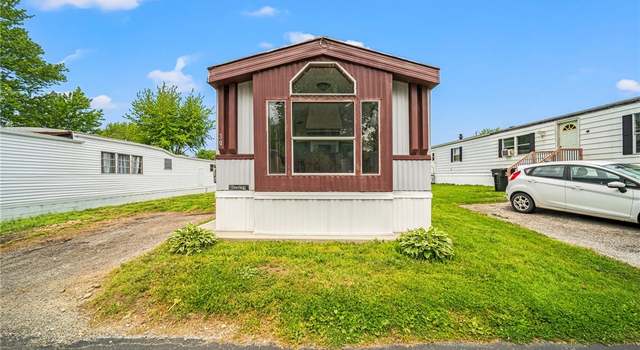 Photo of 30 Eddie Rd, Madison, OH 44057